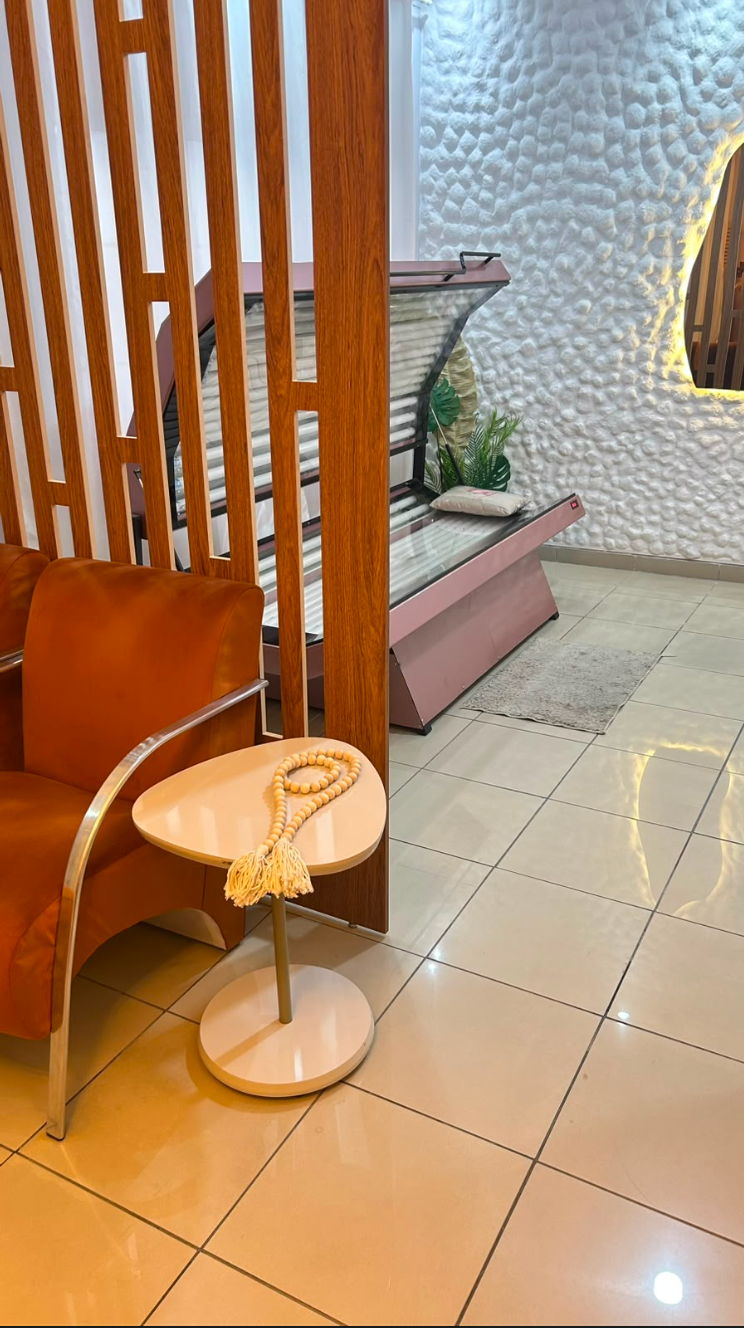 Ambiente do estúdio Zana Bronze